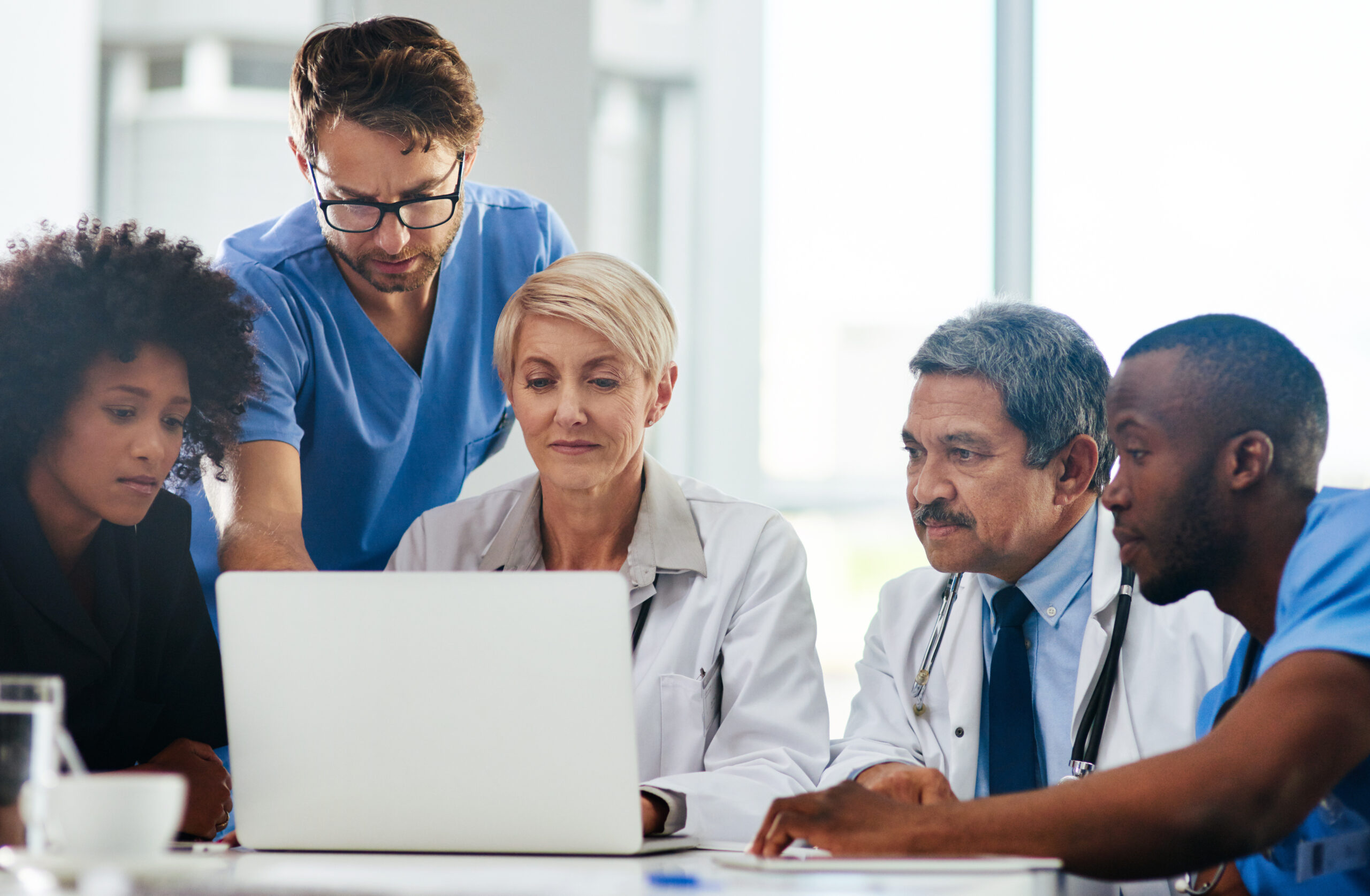 Programas de salud empresarial: claves para cuidar a tus empleados